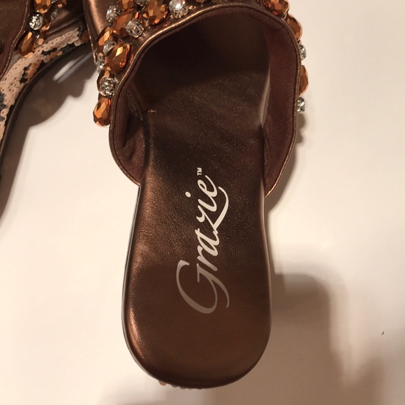 Grazie Shoes Nwt Grazie Bronze Dazzle Wedge Thong Bling 6 Poshmark